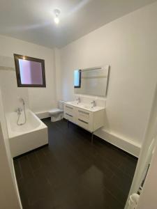 Louer Appartement Paris-16eme-arrondissement 4128 euros