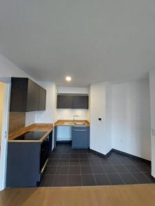 Annonce Location 2 pices Appartement Suresnes 92