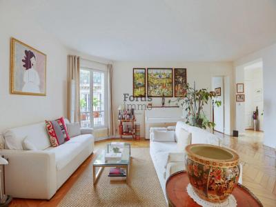 For sale Paris-10eme-arrondissement 4 rooms 114 m2 Paris (75010) photo 0