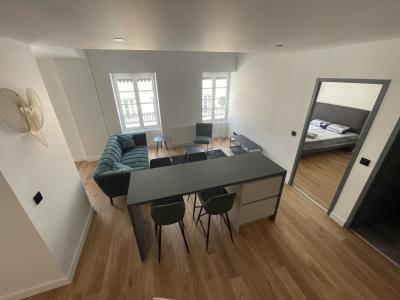 Louer Appartement Lyon-2eme-arrondissement 1690 euros