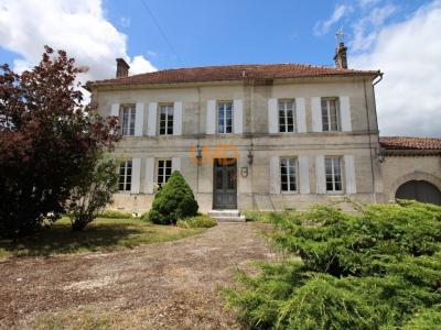 Annonce Vente 10 pices Maison Germignac 17
