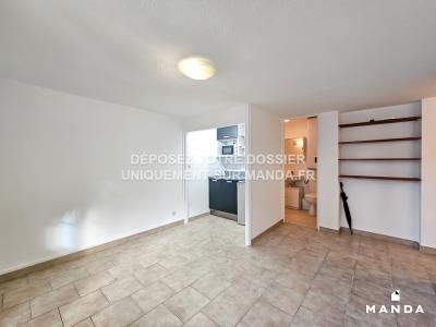 For rent Levallois-perret 2 rooms 27 m2 Hauts de Seine (92300) photo 0