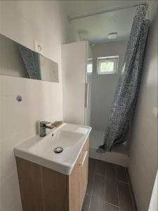 Louer Appartement 17 m2 Saint-thibault-des-vignes