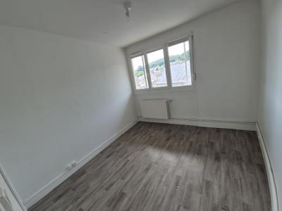 Louer Appartement 73 m2 Bogny-sur-meuse