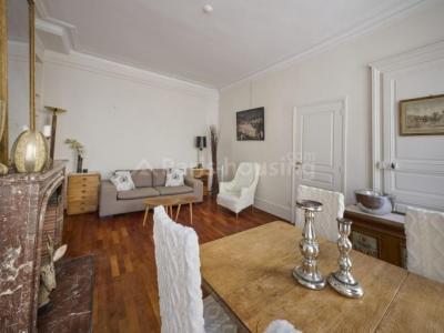 Louer Appartement 61 m2 Paris-6eme-arrondissement