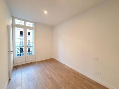 Louer Appartement 79 m2 Marseille-2eme-arrondissement