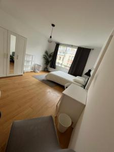 Annonce Location 7 pices Appartement Paris-16eme-arrondissement 75