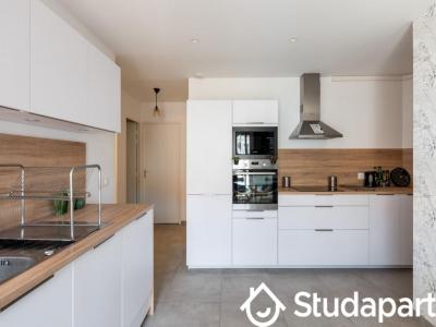 Louer Appartement 9 m2 Lyon-3eme-arrondissement