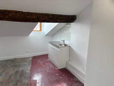 For rent Lyon-7eme-arrondissement 1 room 18 m2 Rhone (69007) photo 0