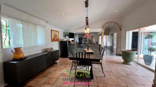 For sale Saint-privat-des-vieux 4 rooms 175 m2 Gard (30340) photo 2