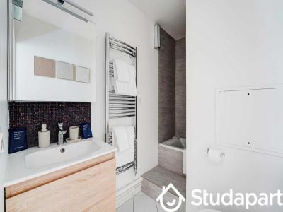 Louer Appartement Suresnes 2475 euros