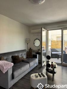 Louer Appartement 46 m2 Beaurecueil