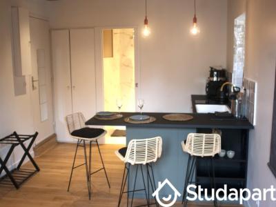 Louer Appartement 27 m2 Bordeaux