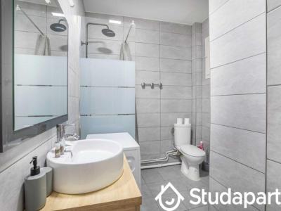 Louer Appartement Marseille-8eme-arrondissement Bouches du Rhone