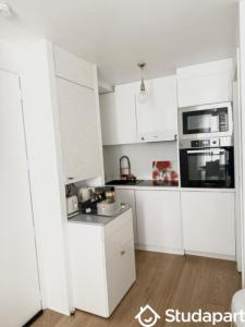 Louer Appartement 40 m2 Paris-8eme-arrondissement