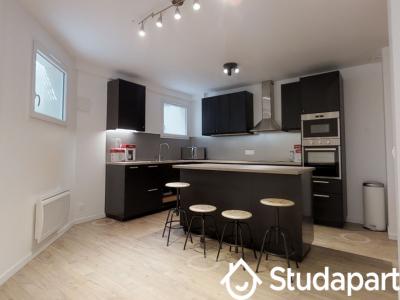 Louer Appartement Kremlin-bicetre 830 euros