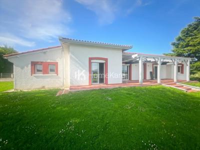 For sale Montrejeau 6 rooms 150 m2 Haute garonne (31210) photo 0