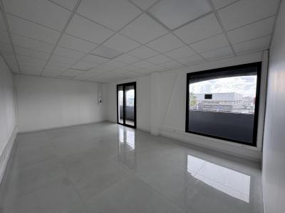 Annonce Vente Bureau Baie-mahault 971