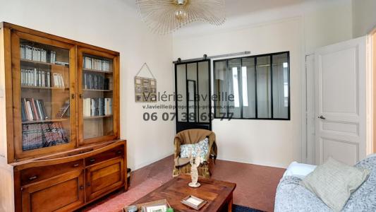 Louer Appartement Marseille-6eme-arrondissement 850 euros