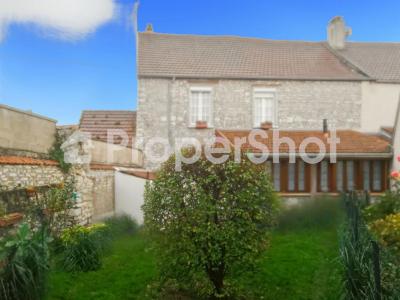 For sale Guernes 6 rooms 125 m2 Yvelines (78520) photo 0