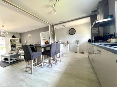 For sale Saint-jean-d'illac 5 rooms 123 m2 Gironde (33127) photo 4