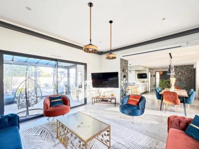 For sale Ponts-de-ce 7 rooms 168 m2 Maine et loire (49130) photo 1