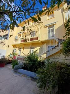 For sale Perpignan 11 rooms 280 m2 Pyrenees orientales (66000) photo 0