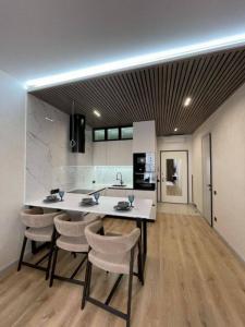 For rent Paris-14eme-arrondissement 2 rooms 34 m2 Paris (75014) photo 2