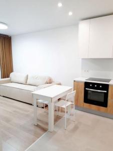 For rent Lyon-7eme-arrondissement 2 rooms 36 m2 Rhone (69007) photo 0