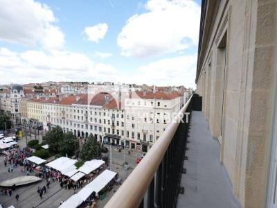 Louer Appartement 71 m2 Saint-etienne