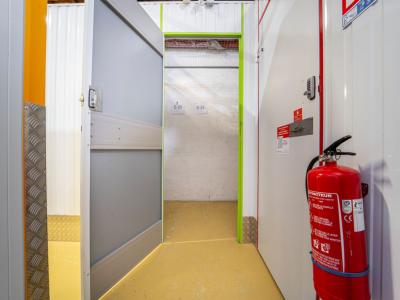 For rent Paris-12eme-arrondissement 6 m2 Paris (75012) photo 0