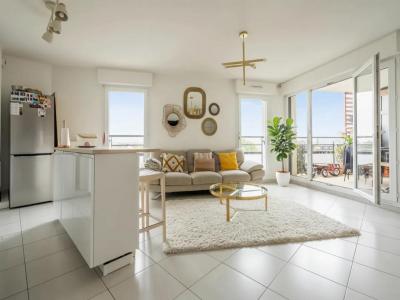 For sale Romainville 3 rooms 66 m2 Seine saint denis (93230) photo 0