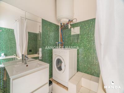 Louer Appartement Marseille-6eme-arrondissement 660 euros