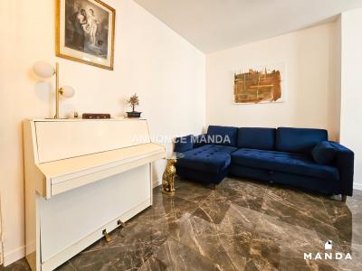 Annonce Location 2 pices Appartement Paris-18eme-arrondissement 75