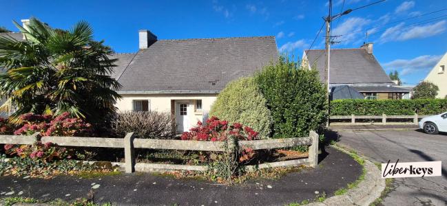 For sale Landivisiau 4 rooms 76 m2 Finistere (29400) photo 0