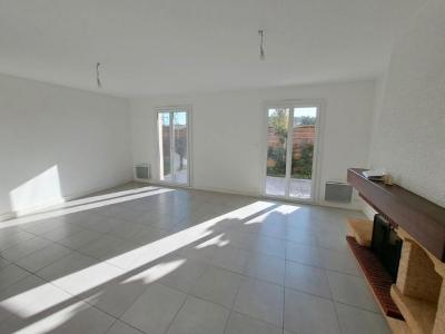 For rent Taillan-medoc 4 rooms 88 m2 Gironde (33320) photo 0