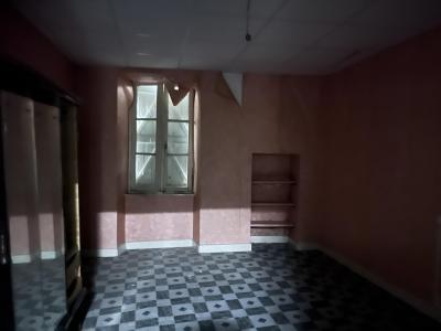 Acheter Maison Loures-barousse 34000 euros