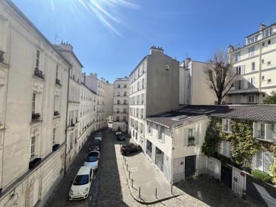For sale Paris-18eme-arrondissement 2 rooms 38 m2 Paris (75018) photo 0