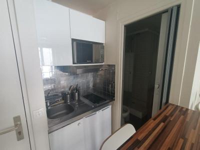 Louer Appartement 17 m2 Paris-17eme-arrondissement