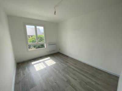 For rent Creusot 2 rooms 49 m2 Saone et loire (71200) photo 2