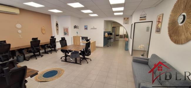 Annonce Vente Local commercial Hyeres 83