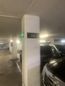 Annonce Location Parking Paris-8eme-arrondissement 75