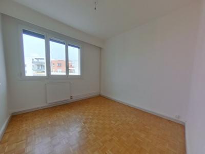 Louer Appartement 75 m2 Lyon-8eme-arrondissement