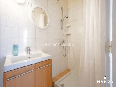 For rent Paris-10eme-arrondissement 2 rooms 29 m2 Paris (75010) photo 3