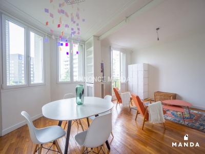 For rent Paris-17eme-arrondissement 5 rooms 13 m2 Paris (75017) photo 0