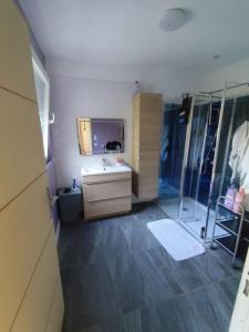 For sale Druillat 6 rooms 184 m2 Ain (01160) photo 2