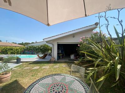 For sale Tresses 5 rooms 130 m2 Gironde (33370) photo 3