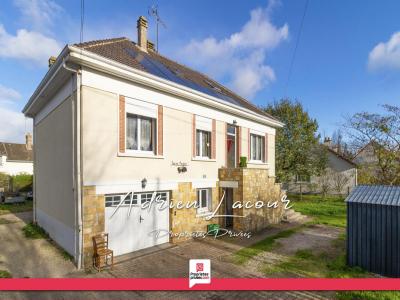 For sale Romorantin-lanthenay 6 rooms 127 m2 Loir et cher (41200) photo 0