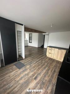 Annonce Location 2 pices Appartement Laval 53
