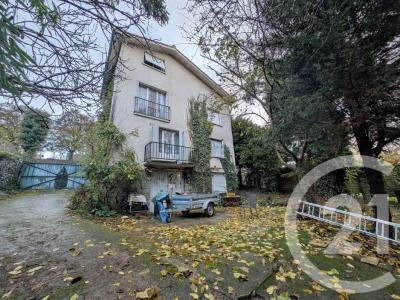 For sale Limoges 6 rooms 153 m2 Haute vienne (87000) photo 0